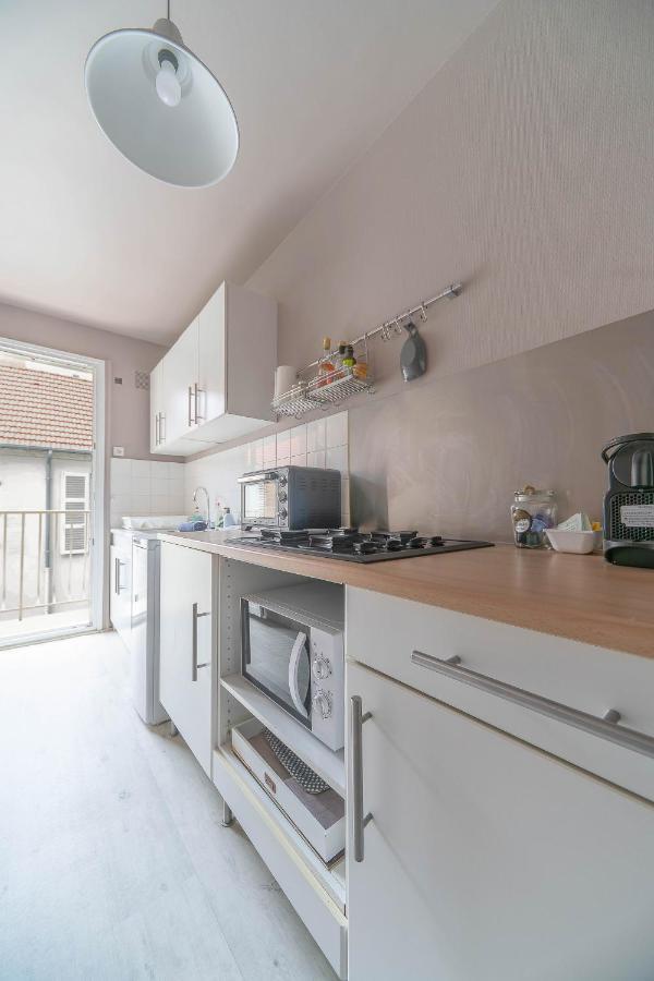 Le Dejoux - Appartement Avec Terrasse En Centre Ville Vichy Buitenkant foto