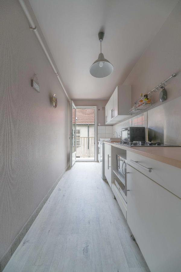 Le Dejoux - Appartement Avec Terrasse En Centre Ville Vichy Buitenkant foto