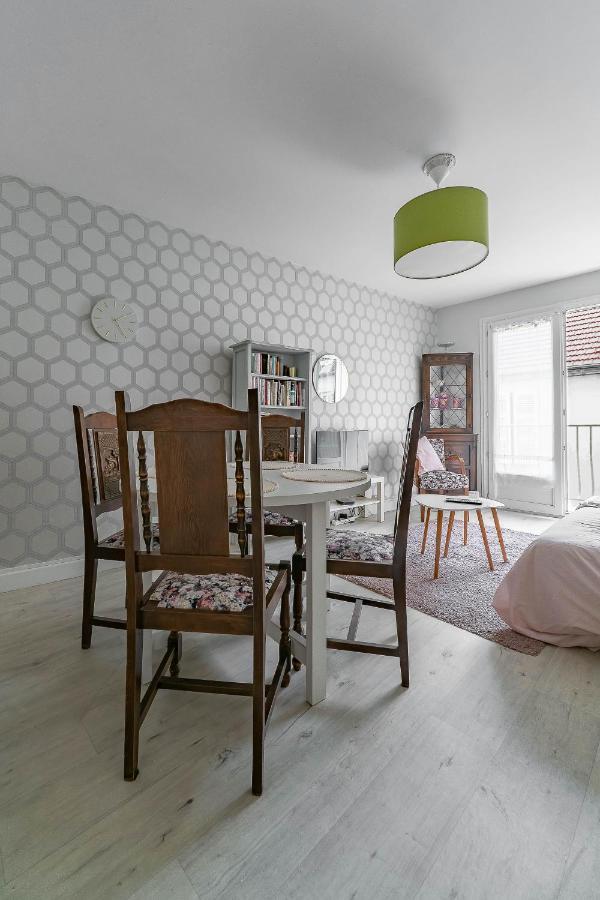 Le Dejoux - Appartement Avec Terrasse En Centre Ville Vichy Buitenkant foto