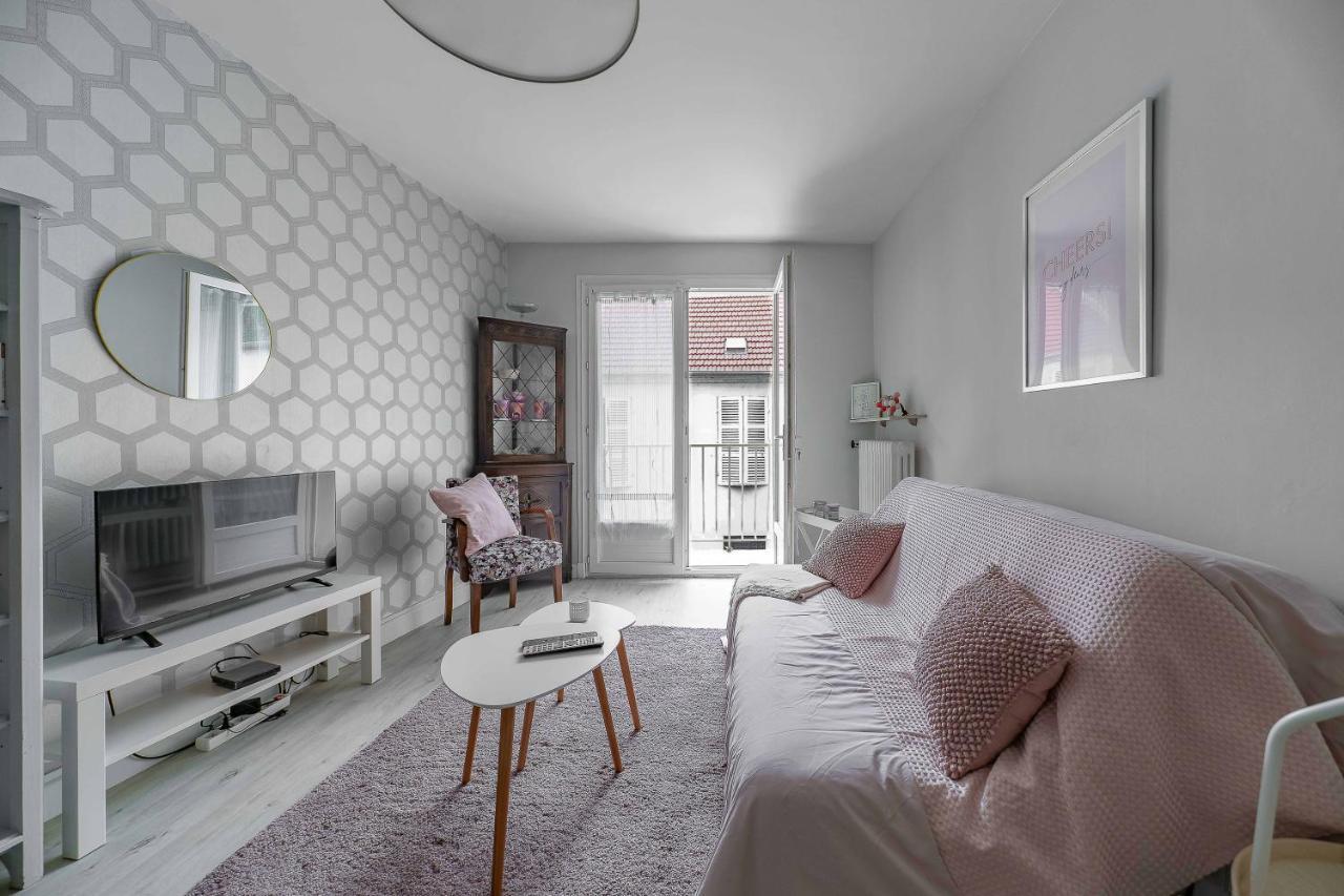 Le Dejoux - Appartement Avec Terrasse En Centre Ville Vichy Buitenkant foto