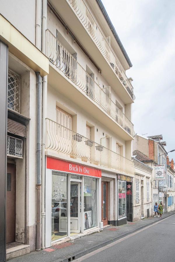 Le Dejoux - Appartement Avec Terrasse En Centre Ville Vichy Buitenkant foto